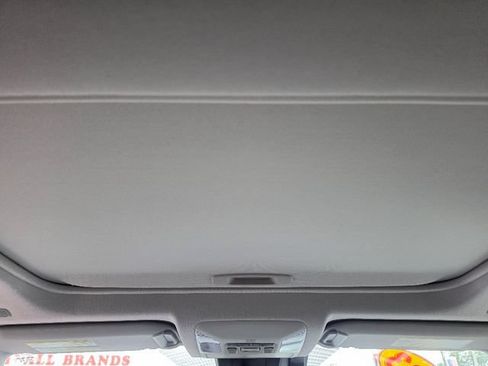 Used 2023 Toyota RAV4 XLE Premium AWD/4WD image 31