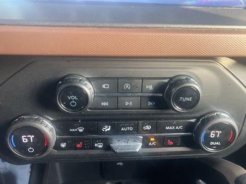 Used 2024 Ford Bronco Outer Banks AWD/4WD image 27
