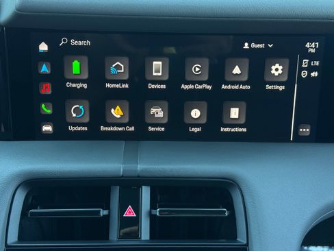 Used 2020 Porsche Taycan 4S image 27