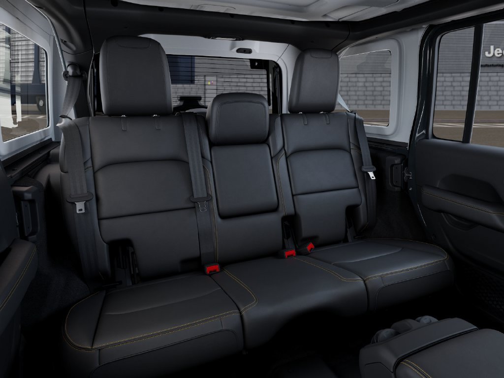 New 2026 Jeep Wrangler Unlimited Sahara AWD/4WD image 15
