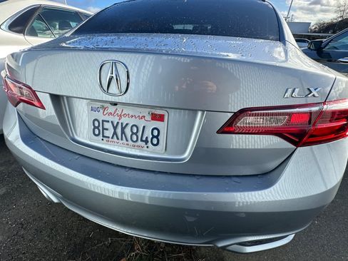 Used 2018 Acura ILX w/ Premium Package image 16