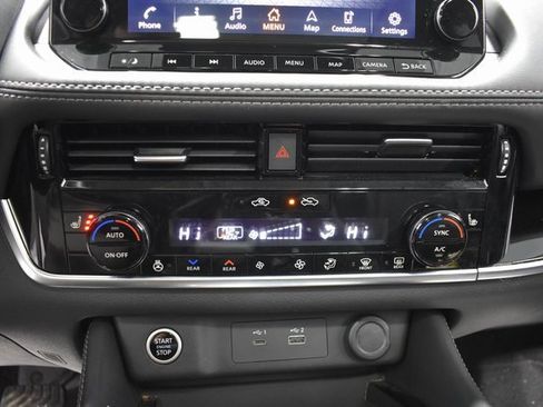 Certified 2023 Nissan Rogue SL w/ SL Premium Package image 21