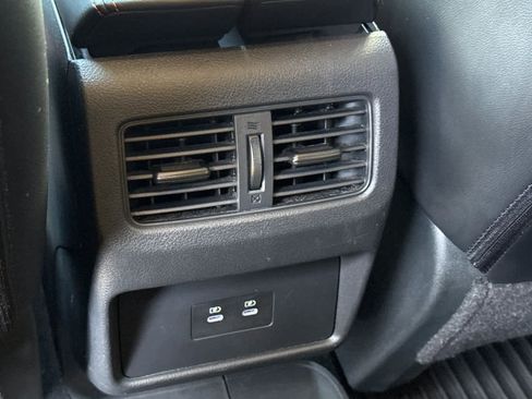 Used 2025 Nissan Rogue SV AWD/4WD image 14