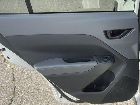 Certified 2024 Subaru Crosstrek 2.0i Premium image 23