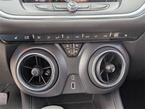 Used 2022 Chevrolet Blazer LT image 20