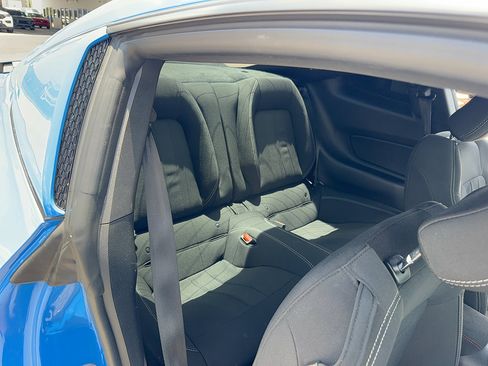 Used 2022 Ford Mustang Coupe RWD image 15