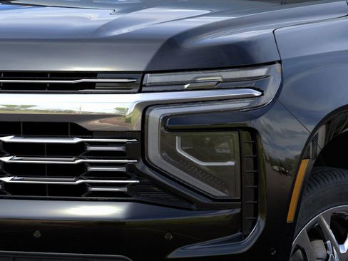 New 2026 Chevrolet Suburban Premier image 10