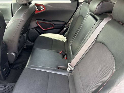 Used 2021 Kia Soul Turbo FWD image 16