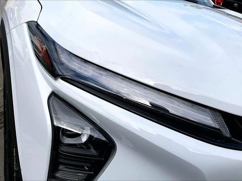 Used 2025 Chevrolet Trax ACTIV w/ Driver Confidence Package image 26