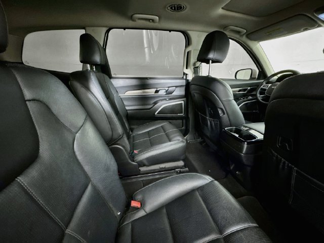 Used 2022 Kia Telluride EX w/ EX Premium Package FWD image 24