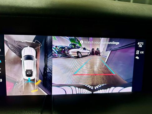 Used 2021 Porsche Taycan image 15