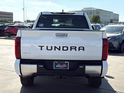 Used 2024 Toyota Tundra Limited w/ Power Package image 4