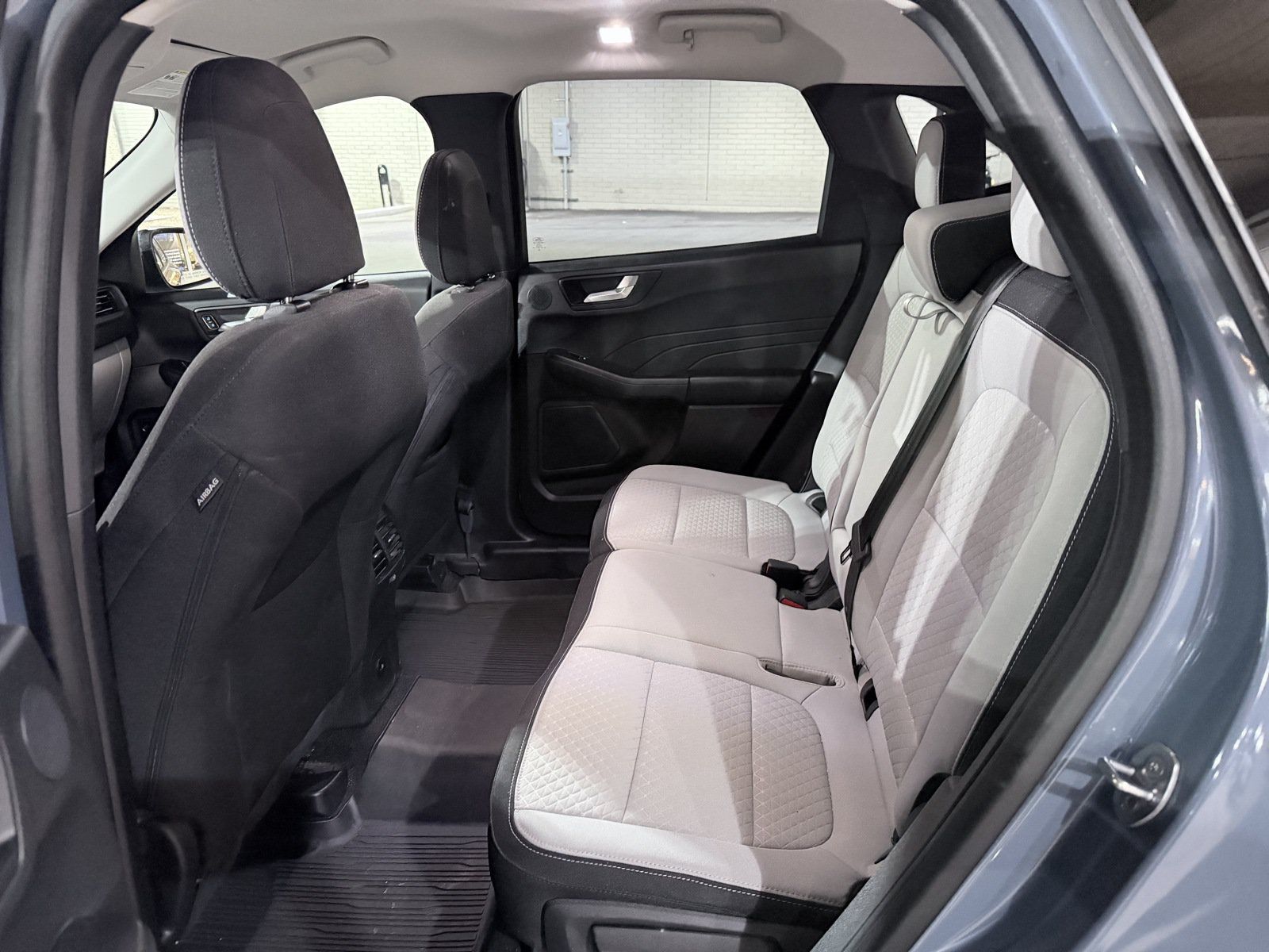 Used 2024 Ford Escape Active w/ Tech Pack #2 FWD image 3