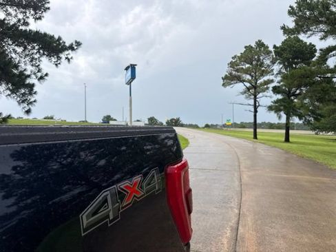 Used 2022 Ford F150 XLT AWD/4WD image 16