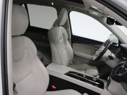 Used 2022 Volvo XC90 T8 Inscription w/ Advanced Package AWD/4WD image 22