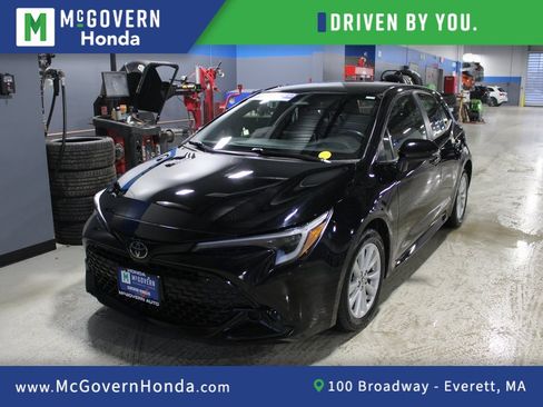 Used 2024 Toyota Corolla SE image 1