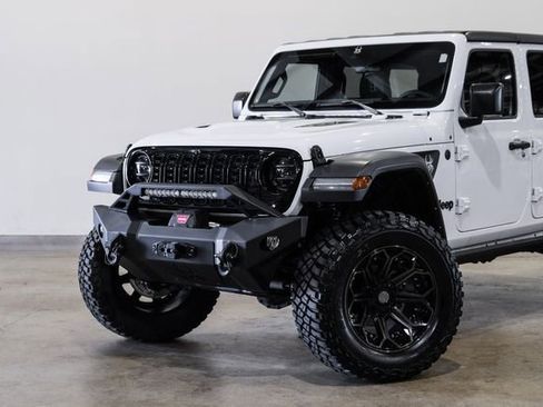 Used 2024 Jeep Wrangler Unlimited Sport AWD/4WD image 19