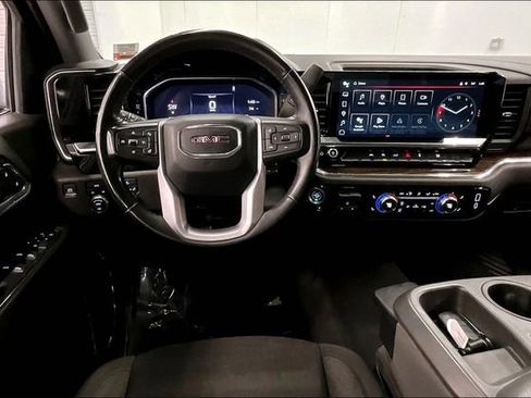 Used 2023 GMC Sierra 1500 SLE AWD/4WD image 6