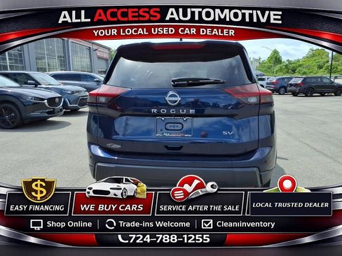 Used 2024 Nissan Rogue SV FWD image 4