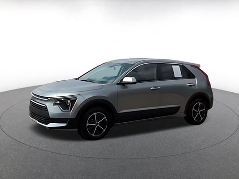 Used 2026 Kia Niro LX FWD image 9