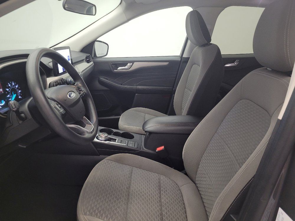 Used 2021 Ford Escape SE w/ SE Sport Appearance Package FWD image 17