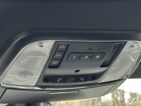 Certified 2022 Jeep Grand Cherokee Laredo X image 20