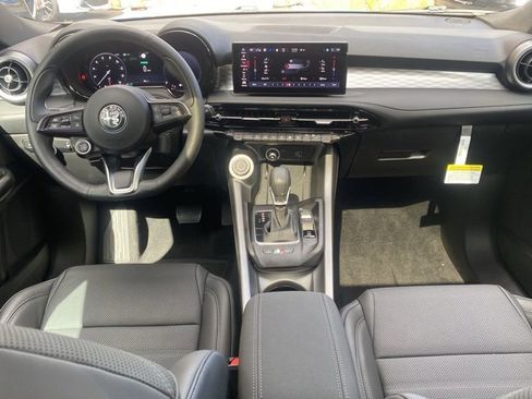 Used 2024 Alfa Romeo Tonale Ti image 40