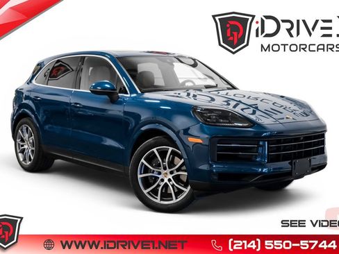 Used 2024 Porsche Cayenne AWD/4WD image 1
