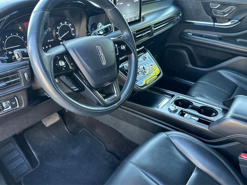 Used 2020 Lincoln Corsair FWD w/ Equipment Group 101A image 12