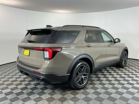 Used 2026 Ford Explorer ST w/ Sun And Sound Package AWD/4WD image 5