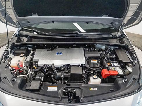 Used 2020 Toyota Prius Prime XLE FWD image 27