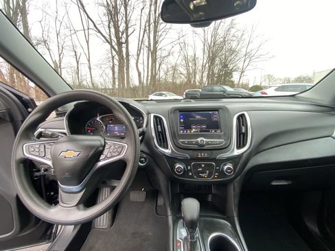Used 2022 Chevrolet Equinox LT image 20
