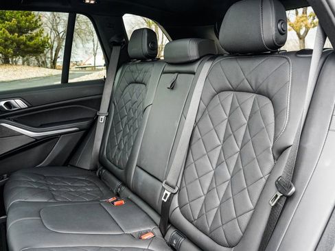 Used 2024 BMW X5 xDrive40i w/ M Sport Package image 18