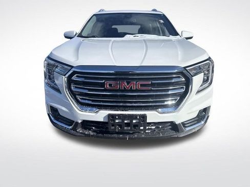 Used 2024 GMC Terrain SLT image 12