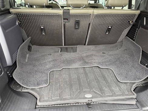 Used 2020 Land Rover Defender 110 HSE image 19