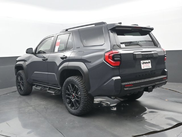 New 2026 Toyota 4Runner SR5 AWD/4WD image 3