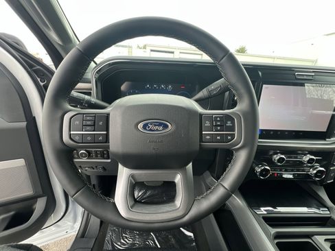 New 2026 Ford F250 Lariat w/ FX4 Off-Road Package image 16