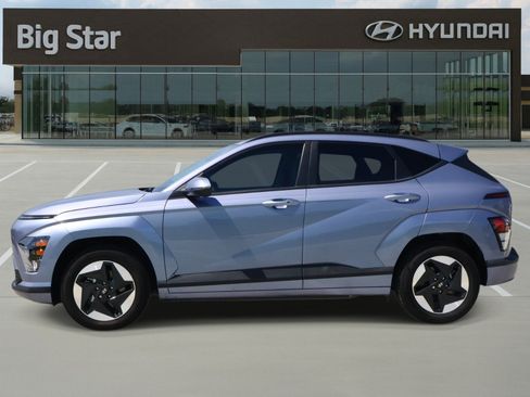 Used 2024 Hyundai Kona SEL FWD image 2