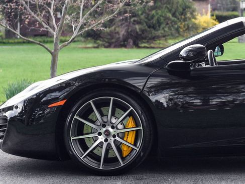 Used 2013 McLaren MP4-12C Spider image 4