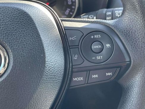 Used 2021 Toyota RAV4 XLE FWD image 27