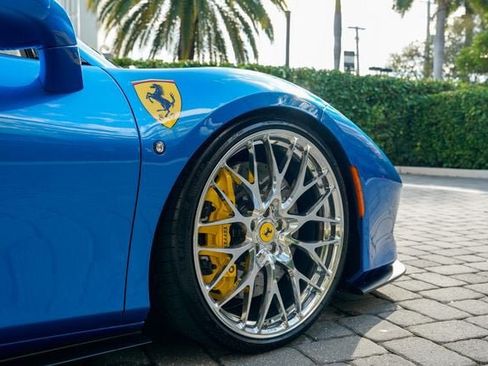 Used 2021 Ferrari F8 Tributo RWD image 51