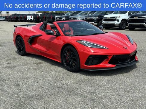 Used 2025 Chevrolet Corvette Stingray Preferred Conv w/ Z51 Performance Package RWD image 8