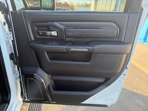 Used 2023 RAM 3500 Limited image 47