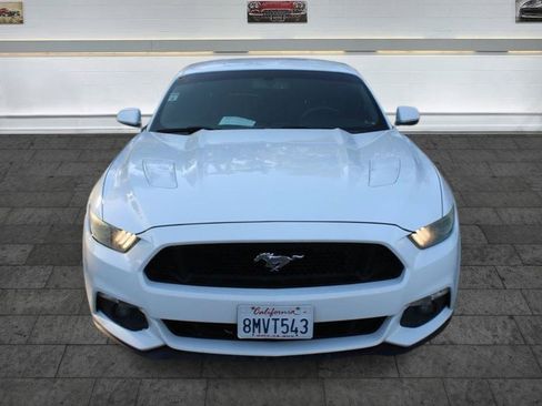 Used 2015 Ford Mustang GT RWD image 2