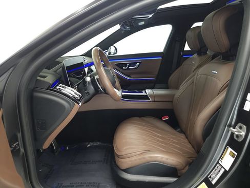 Used 2024 Mercedes-Benz S 63 AMG S image 8