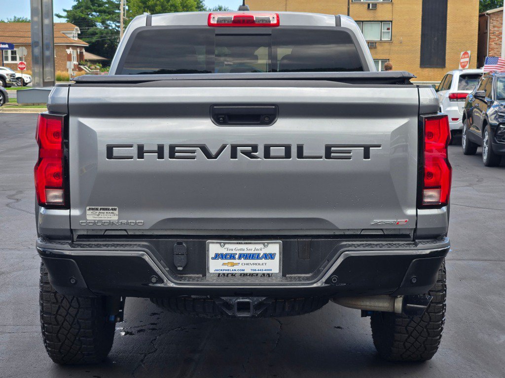 Certified 2023 Chevrolet Colorado ZR2 w/ ZR2 Convenience Package III AWD/4WD image 13