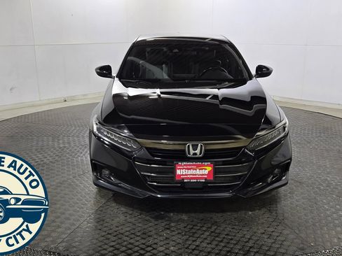 Used 2021 Honda Accord Sport image 2