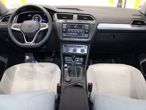 Used 2022 Volkswagen Tiguan S image 28