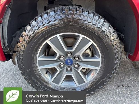 Used 2016 Ford F150 XLT w/ Equipment Group 302A Luxury image 9