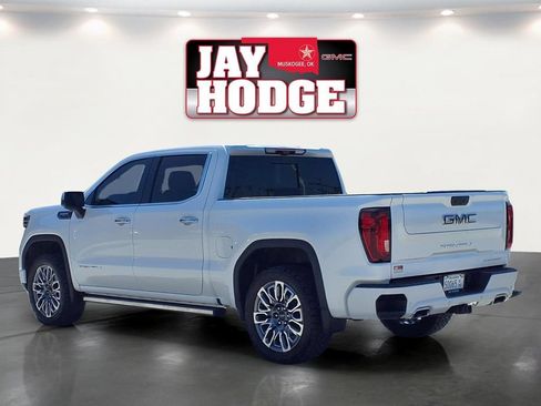 Used 2025 GMC Sierra 1500 Denali Ultimate AWD/4WD image 4